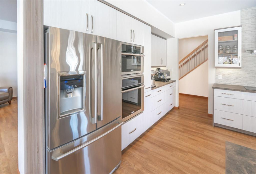 114 Strawberry, 3 Bedrooms Bedrooms, 10 Rooms Rooms,2 BathroomsBathrooms,Residential,For Sale,Strawberry