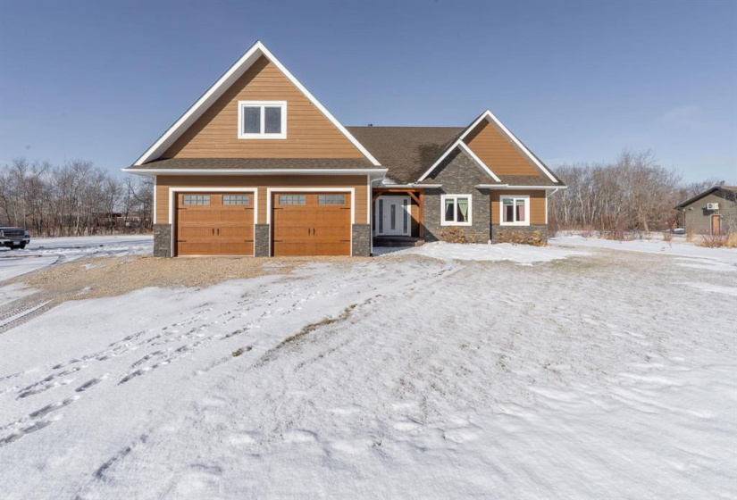 114 Strawberry, 3 Bedrooms Bedrooms, 10 Rooms Rooms,2 BathroomsBathrooms,Residential,For Sale,Strawberry