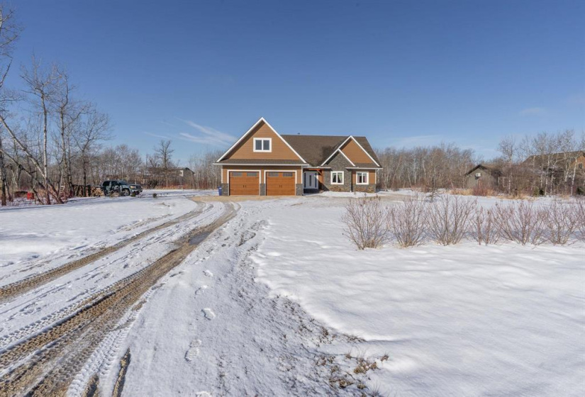 114 Strawberry, 3 Bedrooms Bedrooms, 10 Rooms Rooms,2 BathroomsBathrooms,Residential,For Sale,Strawberry