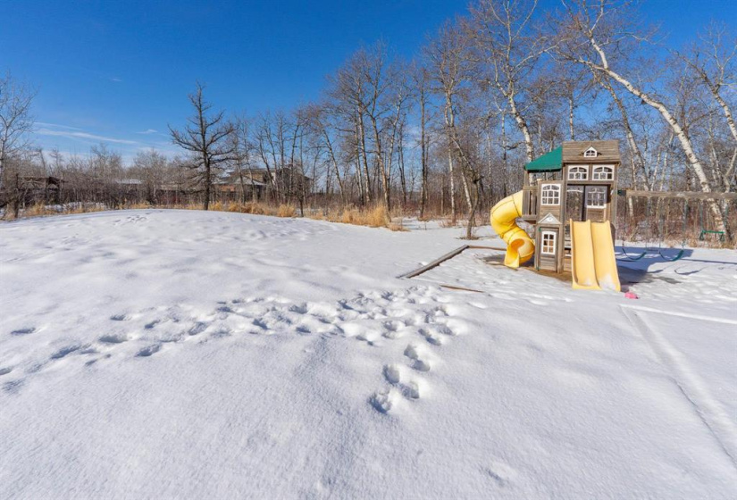 114 Strawberry, 3 Bedrooms Bedrooms, 10 Rooms Rooms,2 BathroomsBathrooms,Residential,For Sale,Strawberry