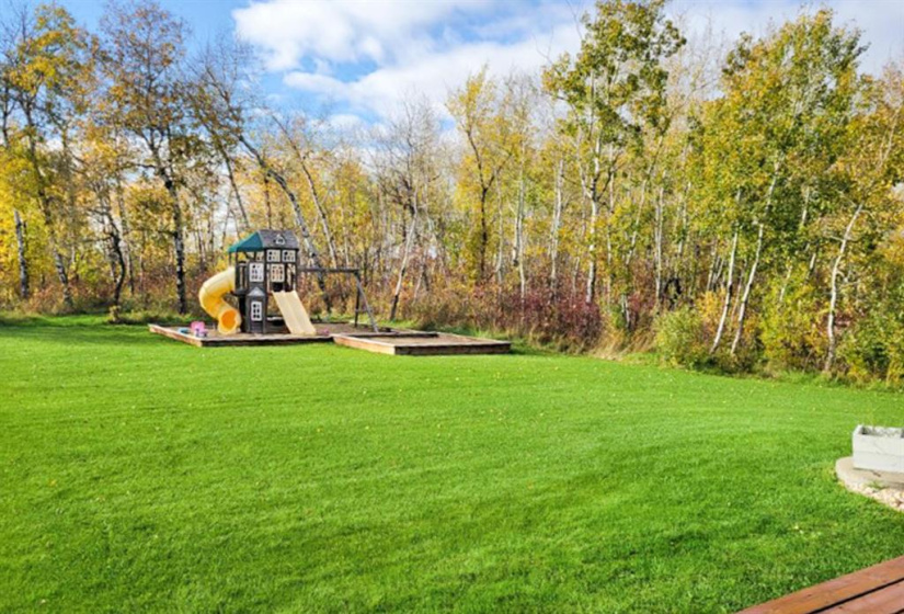 114 Strawberry, 3 Bedrooms Bedrooms, 10 Rooms Rooms,2 BathroomsBathrooms,Residential,For Sale,Strawberry