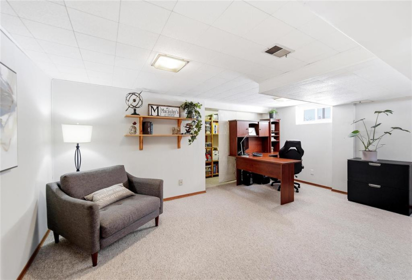 513 Montague, 3 Bedrooms Bedrooms, 11 Rooms Rooms,2 BathroomsBathrooms,Residential,For Sale,Montague