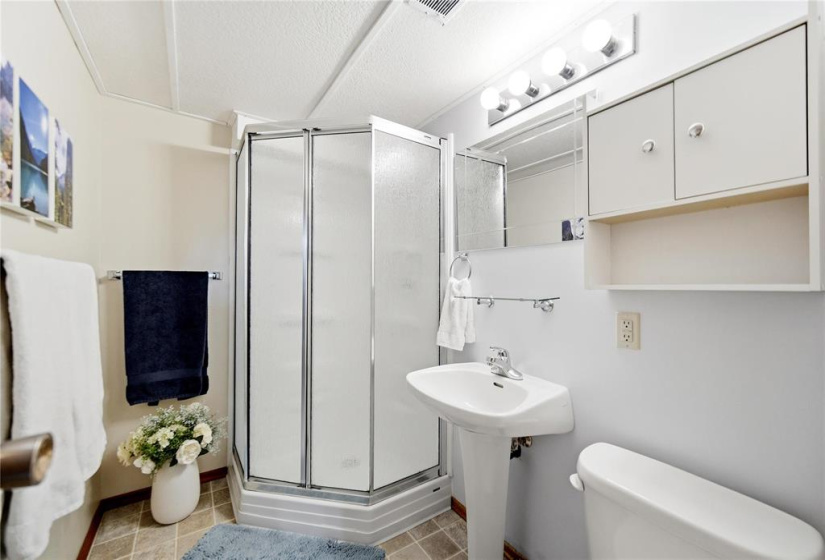 513 Montague, 3 Bedrooms Bedrooms, 11 Rooms Rooms,2 BathroomsBathrooms,Residential,For Sale,Montague