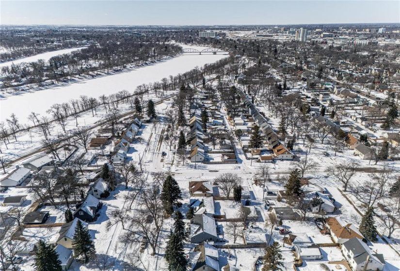 513 Montague, 3 Bedrooms Bedrooms, 11 Rooms Rooms,2 BathroomsBathrooms,Residential,For Sale,Montague