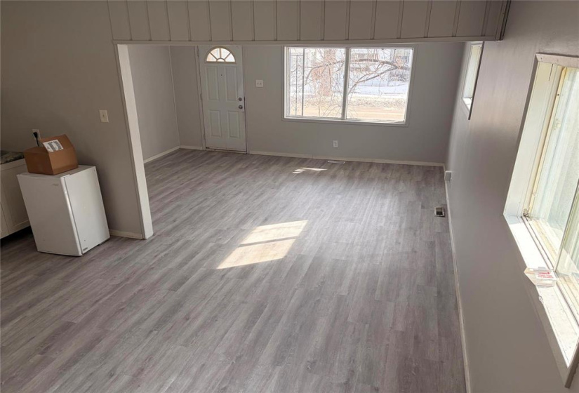 526 Simcoe, 7 Bedrooms Bedrooms, 18 Rooms Rooms,2 BathroomsBathrooms,Residential,For Sale,Simcoe