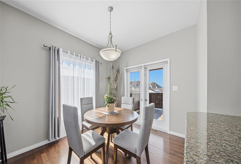 35 Hampton, 5 Bedrooms Bedrooms, 14 Rooms Rooms,3 BathroomsBathrooms,Residential,For Sale,Hampton