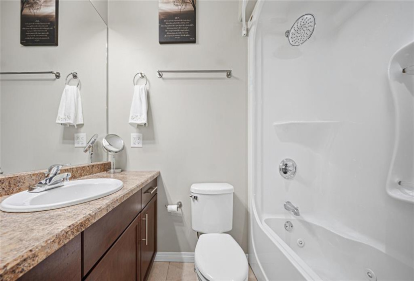 35 Hampton, 5 Bedrooms Bedrooms, 14 Rooms Rooms,3 BathroomsBathrooms,Residential,For Sale,Hampton