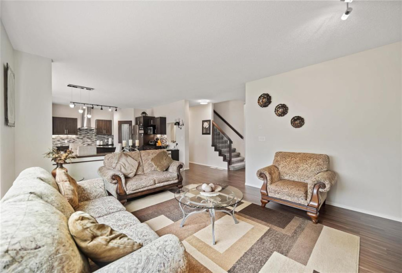 16 Bluemeadow, 5 Bedrooms Bedrooms, 15 Rooms Rooms,3 BathroomsBathrooms,Residential,For Sale,Bluemeadow