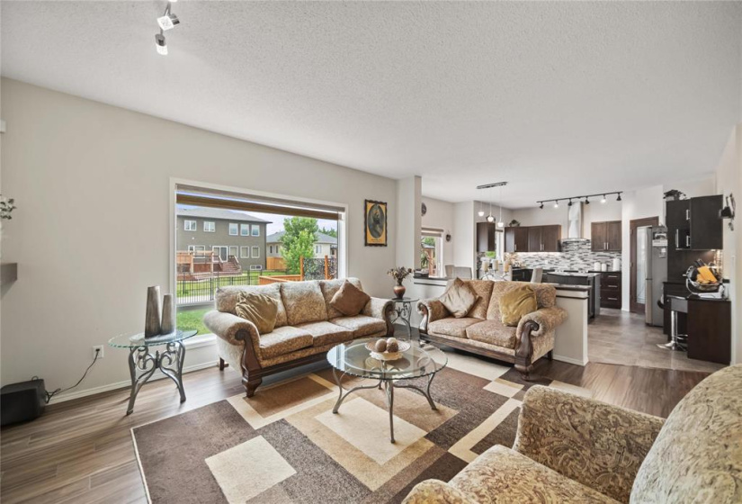 16 Bluemeadow, 5 Bedrooms Bedrooms, 15 Rooms Rooms,3 BathroomsBathrooms,Residential,For Sale,Bluemeadow