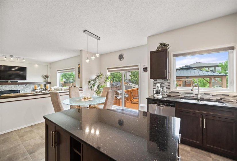 16 Bluemeadow, 5 Bedrooms Bedrooms, 15 Rooms Rooms,3 BathroomsBathrooms,Residential,For Sale,Bluemeadow