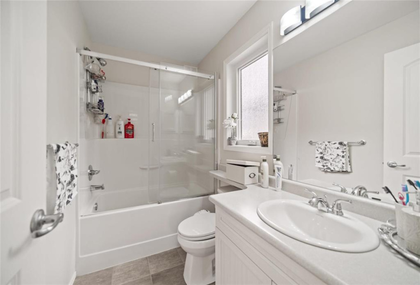 16 Bluemeadow, 5 Bedrooms Bedrooms, 15 Rooms Rooms,3 BathroomsBathrooms,Residential,For Sale,Bluemeadow