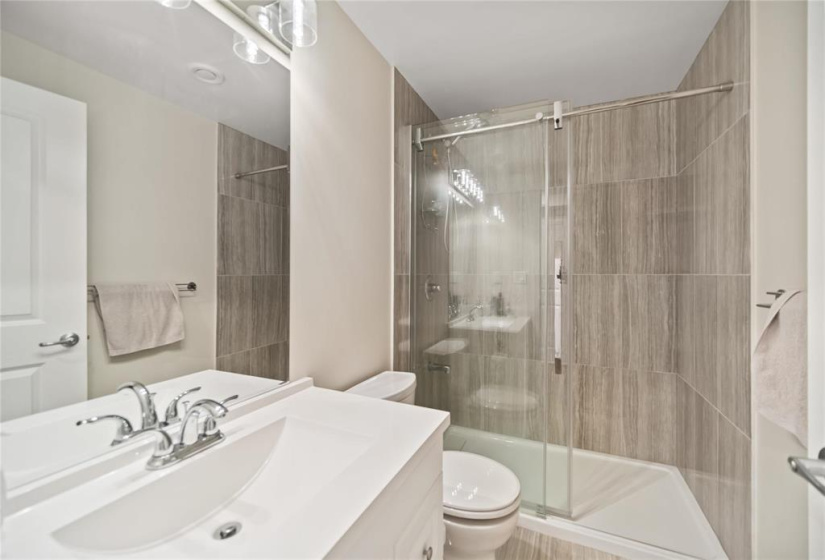 16 Bluemeadow, 5 Bedrooms Bedrooms, 15 Rooms Rooms,3 BathroomsBathrooms,Residential,For Sale,Bluemeadow