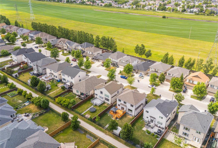 16 Bluemeadow, 5 Bedrooms Bedrooms, 15 Rooms Rooms,3 BathroomsBathrooms,Residential,For Sale,Bluemeadow