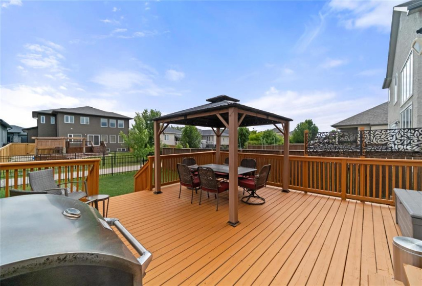 16 Bluemeadow, 5 Bedrooms Bedrooms, 15 Rooms Rooms,3 BathroomsBathrooms,Residential,For Sale,Bluemeadow