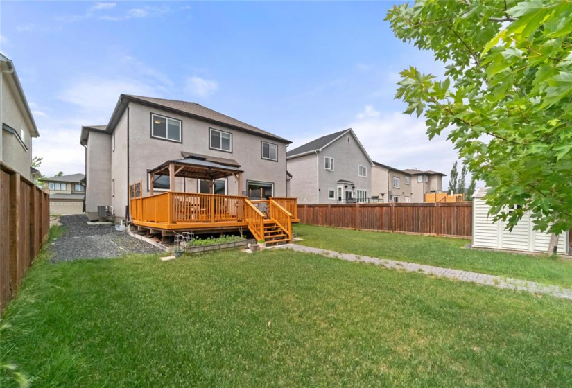 16 Bluemeadow, 5 Bedrooms Bedrooms, 15 Rooms Rooms,3 BathroomsBathrooms,Residential,For Sale,Bluemeadow