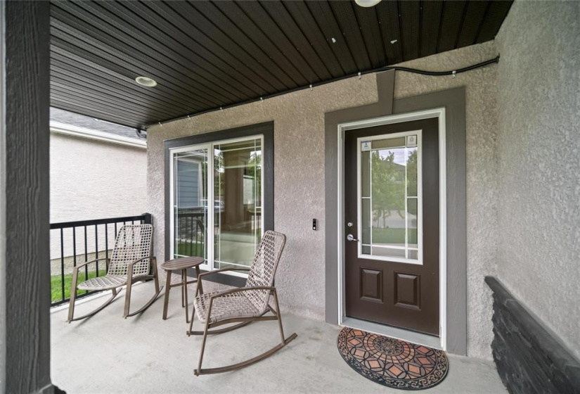 16 Bluemeadow, 5 Bedrooms Bedrooms, 15 Rooms Rooms,3 BathroomsBathrooms,Residential,For Sale,Bluemeadow