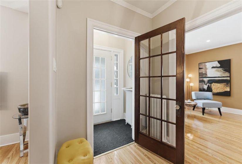 171 Montrose, 3 Bedrooms Bedrooms, 12 Rooms Rooms,2 BathroomsBathrooms,Residential,For Sale,Montrose