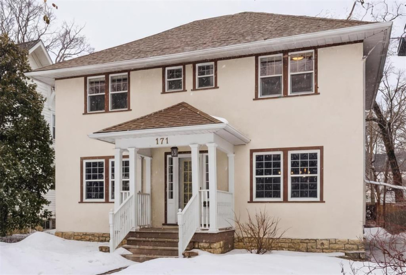 171 Montrose, 3 Bedrooms Bedrooms, 12 Rooms Rooms,2 BathroomsBathrooms,Residential,For Sale,Montrose