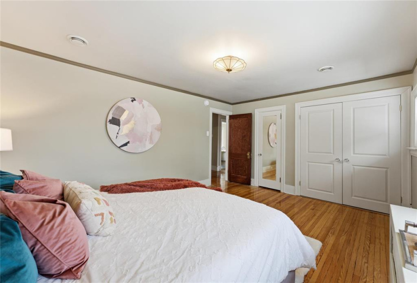 171 Montrose, 3 Bedrooms Bedrooms, 12 Rooms Rooms,2 BathroomsBathrooms,Residential,For Sale,Montrose