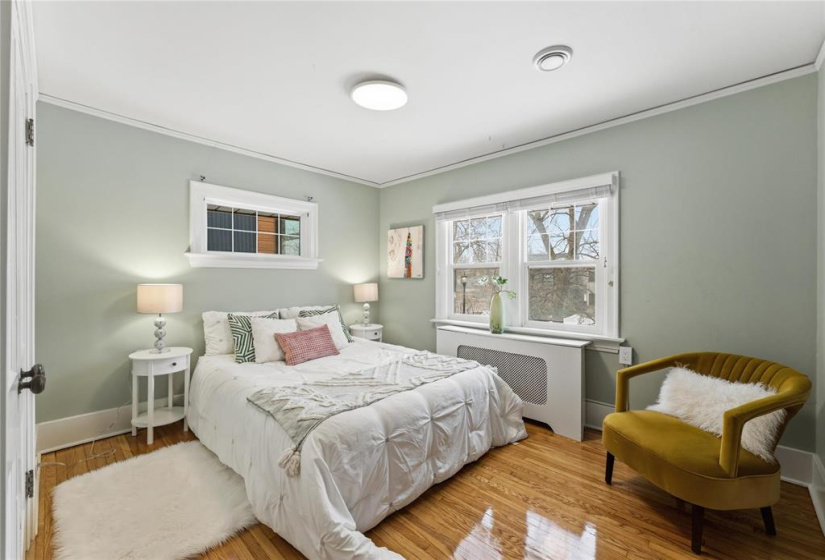 171 Montrose, 3 Bedrooms Bedrooms, 12 Rooms Rooms,2 BathroomsBathrooms,Residential,For Sale,Montrose