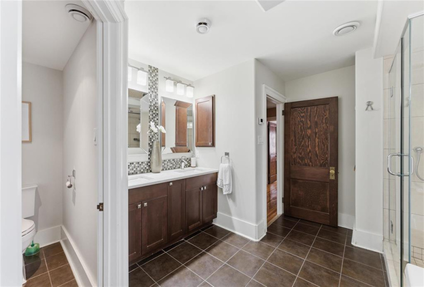 171 Montrose, 3 Bedrooms Bedrooms, 12 Rooms Rooms,2 BathroomsBathrooms,Residential,For Sale,Montrose