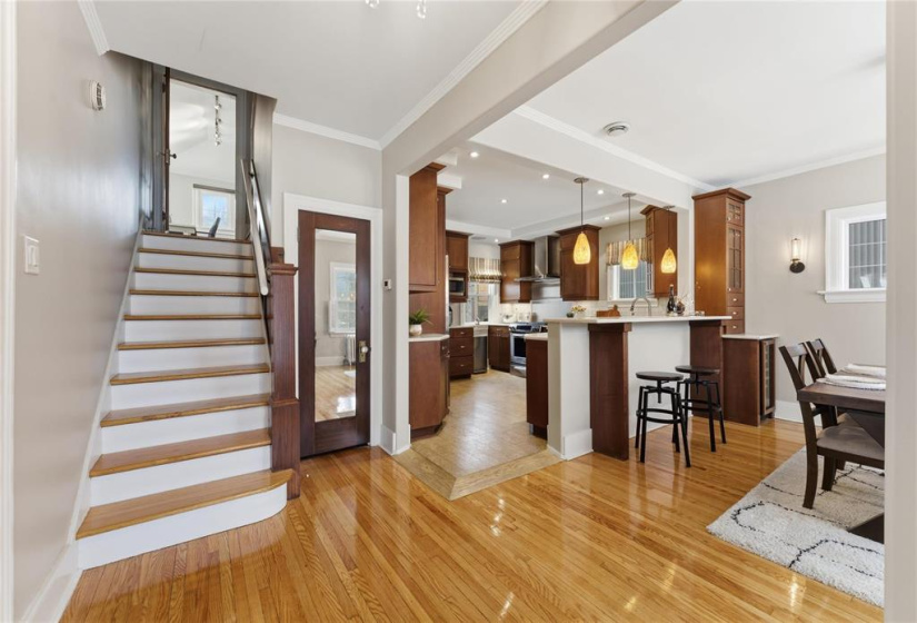 171 Montrose, 3 Bedrooms Bedrooms, 12 Rooms Rooms,2 BathroomsBathrooms,Residential,For Sale,Montrose