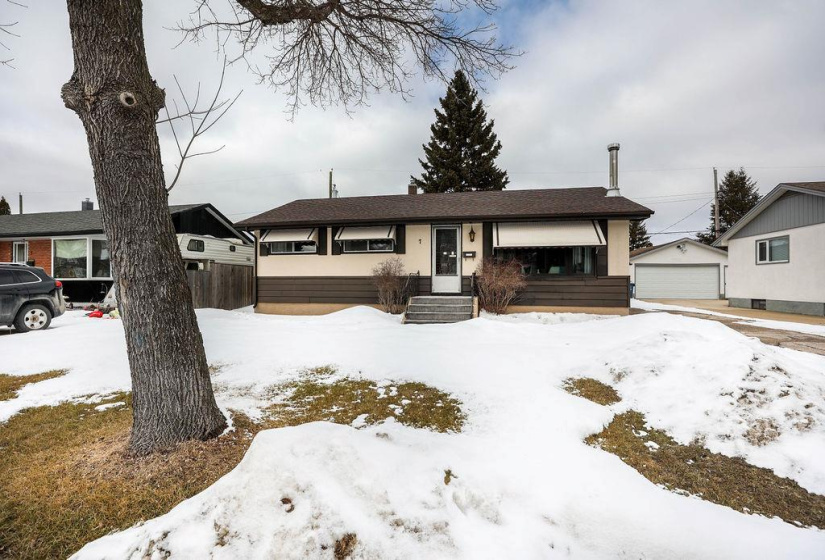 7 Blackberry, 3 Bedrooms Bedrooms, 12 Rooms Rooms,2 BathroomsBathrooms,Residential,For Sale,Blackberry