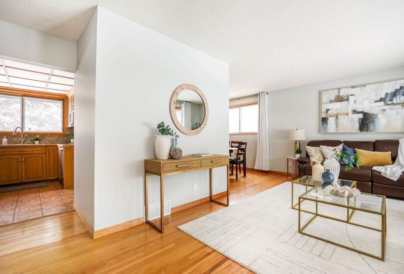 7 Blackberry, 3 Bedrooms Bedrooms, 12 Rooms Rooms,2 BathroomsBathrooms,Residential,For Sale,Blackberry