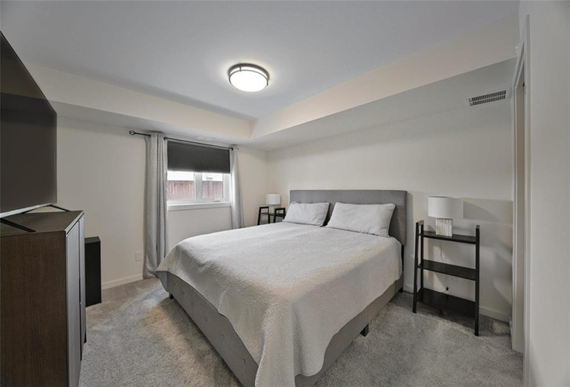 545 Dale, 2 Bedrooms Bedrooms, 9 Rooms Rooms,2 BathroomsBathrooms,Condominium,For Sale,Dale