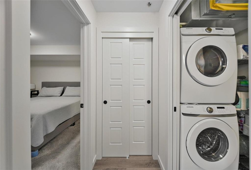 545 Dale, 2 Bedrooms Bedrooms, 9 Rooms Rooms,2 BathroomsBathrooms,Condominium,For Sale,Dale