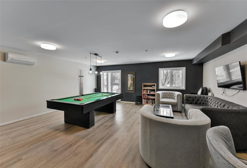 545 Dale, 2 Bedrooms Bedrooms, 9 Rooms Rooms,2 BathroomsBathrooms,Condominium,For Sale,Dale