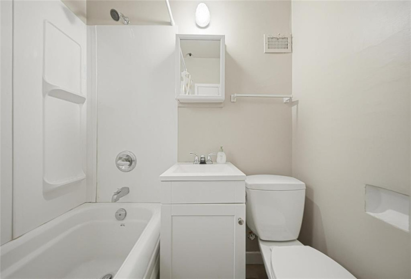 435 Church, 3 Bedrooms Bedrooms, 12 Rooms Rooms,3 BathroomsBathrooms,Residential,For Sale,Church