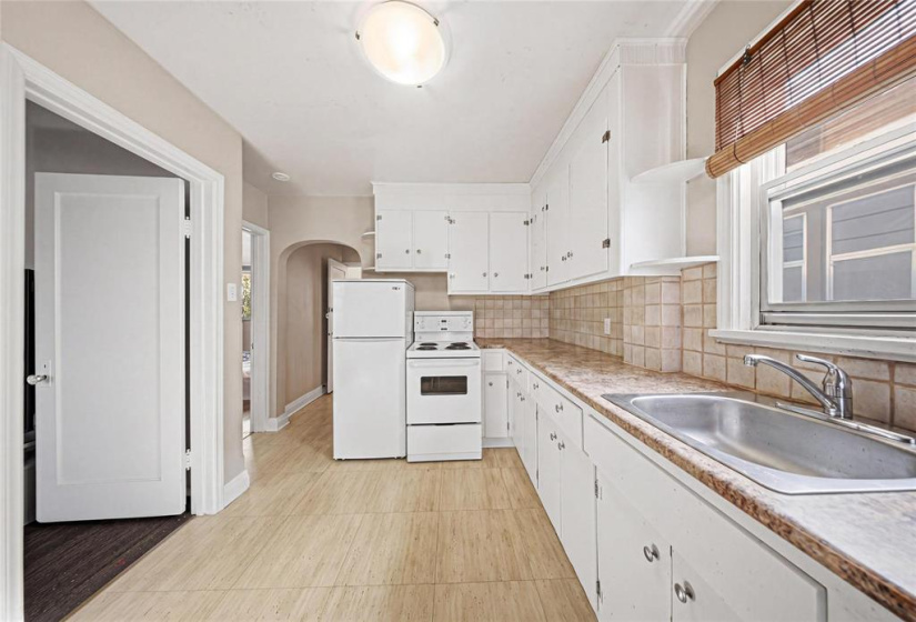 435 Church, 3 Bedrooms Bedrooms, 12 Rooms Rooms,3 BathroomsBathrooms,Residential,For Sale,Church
