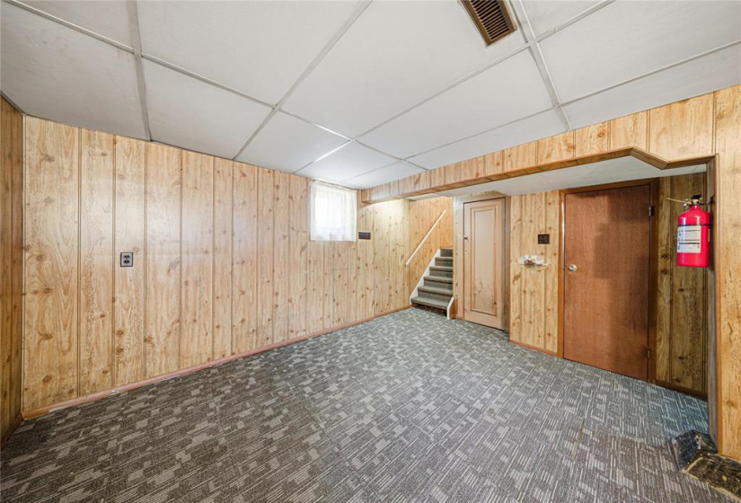 435 Church, 3 Bedrooms Bedrooms, 12 Rooms Rooms,3 BathroomsBathrooms,Residential,For Sale,Church