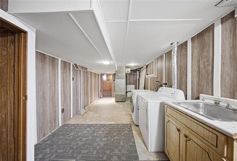 435 Church, 3 Bedrooms Bedrooms, 12 Rooms Rooms,3 BathroomsBathrooms,Residential,For Sale,Church