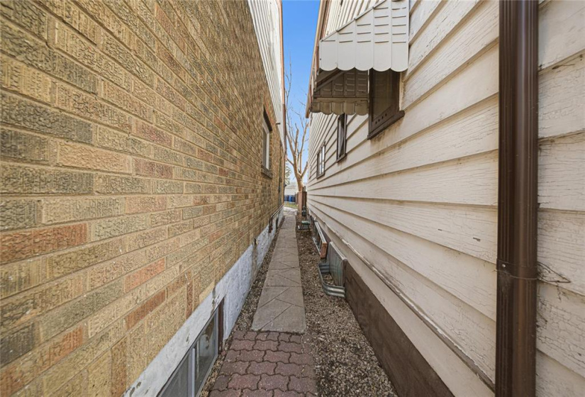 435 Church, 3 Bedrooms Bedrooms, 12 Rooms Rooms,3 BathroomsBathrooms,Residential,For Sale,Church