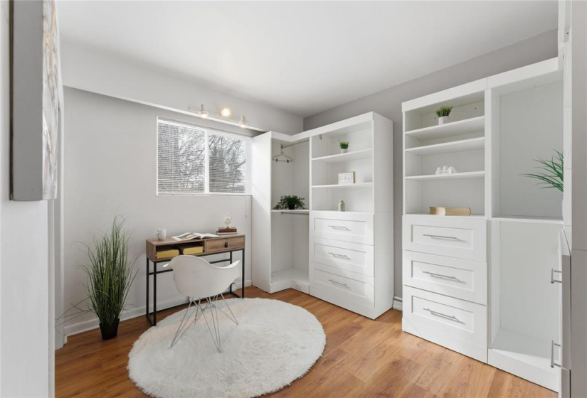 70 Parkville, 4 Bedrooms Bedrooms, 10 Rooms Rooms,2 BathroomsBathrooms,Residential,For Sale,Parkville