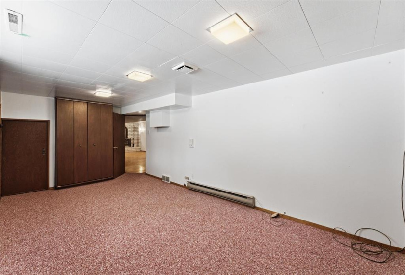 70 Parkville, 4 Bedrooms Bedrooms, 10 Rooms Rooms,2 BathroomsBathrooms,Residential,For Sale,Parkville