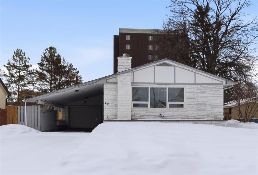 70 Parkville, 4 Bedrooms Bedrooms, 10 Rooms Rooms,2 BathroomsBathrooms,Residential,For Sale,Parkville