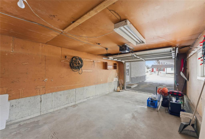 70 Parkville, 4 Bedrooms Bedrooms, 10 Rooms Rooms,2 BathroomsBathrooms,Residential,For Sale,Parkville