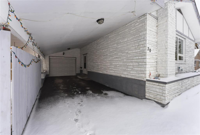 70 Parkville, 4 Bedrooms Bedrooms, 10 Rooms Rooms,2 BathroomsBathrooms,Residential,For Sale,Parkville