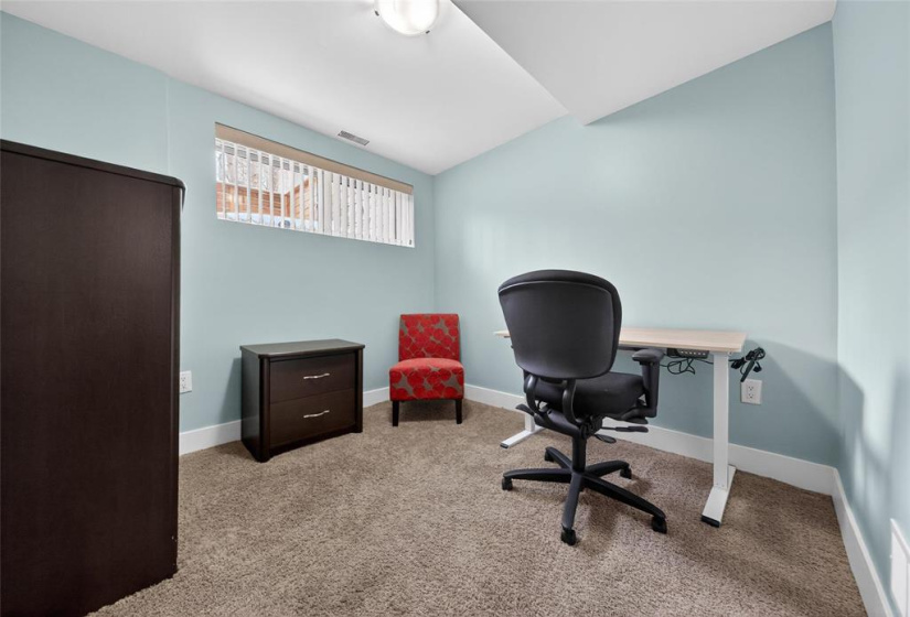 1225 Troy, 2 Bedrooms Bedrooms, 6 Rooms Rooms,1 BathroomBathrooms,Condominium,For Sale,Troy