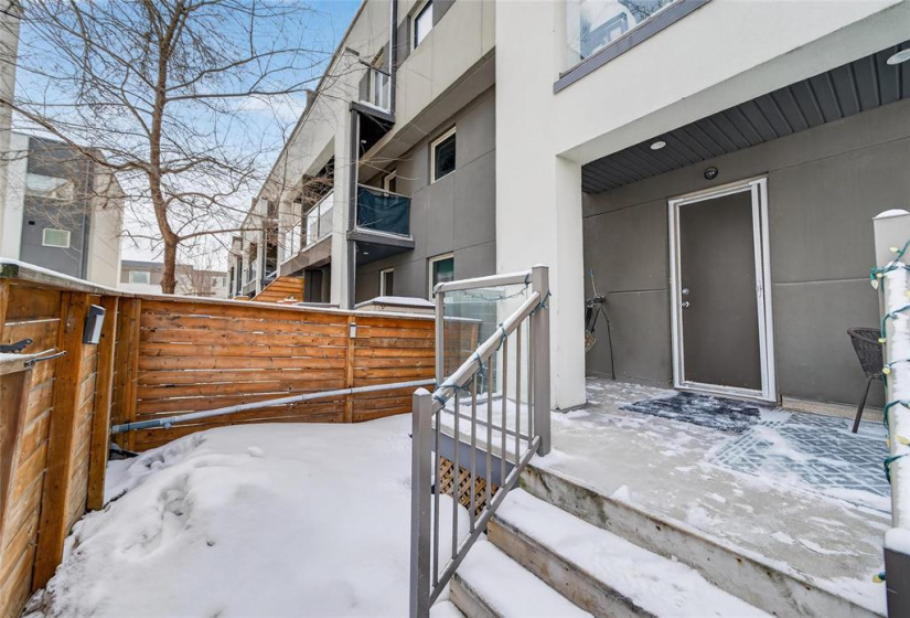 1225 Troy, 2 Bedrooms Bedrooms, 6 Rooms Rooms,1 BathroomBathrooms,Condominium,For Sale,Troy