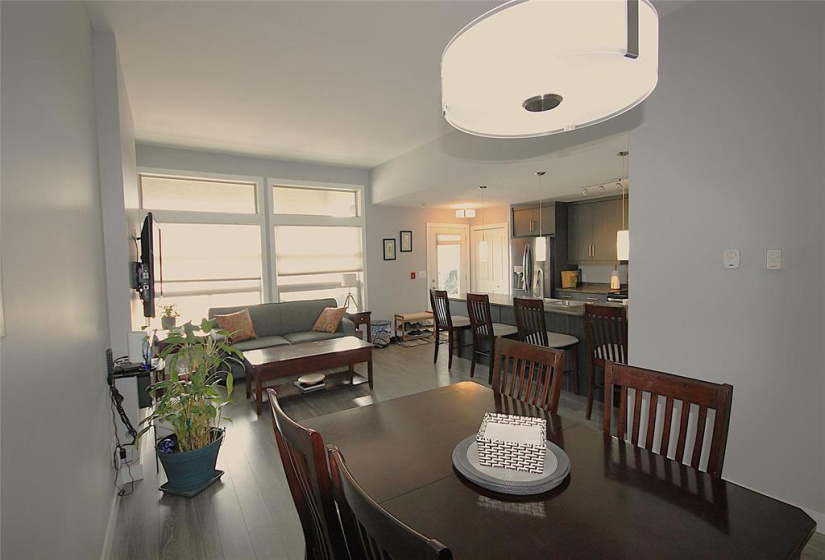 477 Meadowlark, 2 Bedrooms Bedrooms, 7 Rooms Rooms,2 BathroomsBathrooms,Condominium,For Sale,Meadowlark