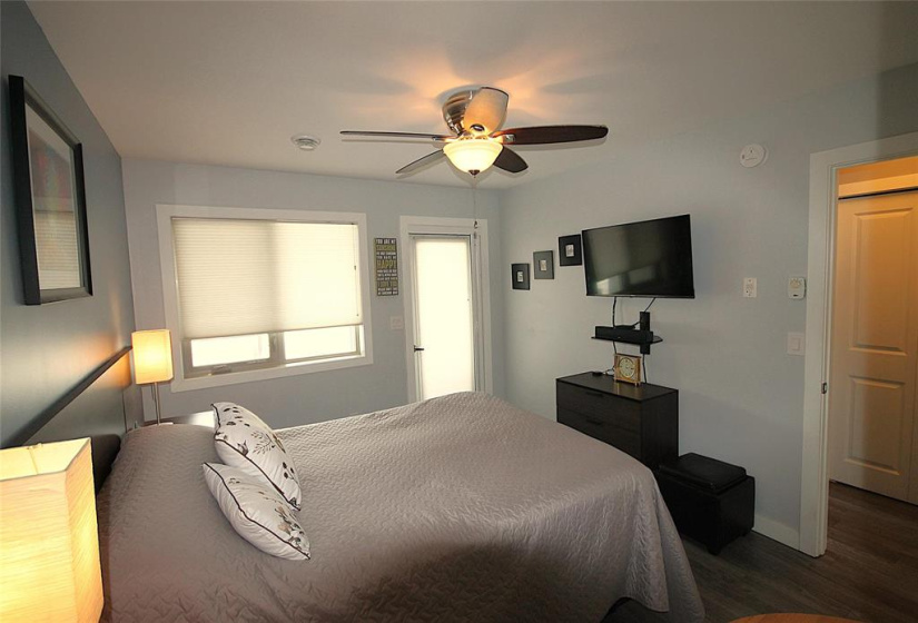 477 Meadowlark, 2 Bedrooms Bedrooms, 7 Rooms Rooms,2 BathroomsBathrooms,Condominium,For Sale,Meadowlark