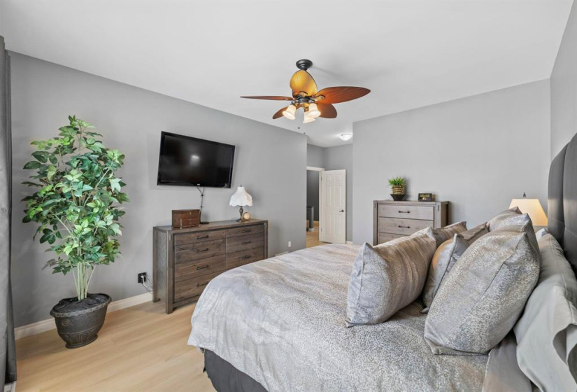 91 Northport, 4 Bedrooms Bedrooms, 16 Rooms Rooms,3 BathroomsBathrooms,Residential,For Sale,Northport