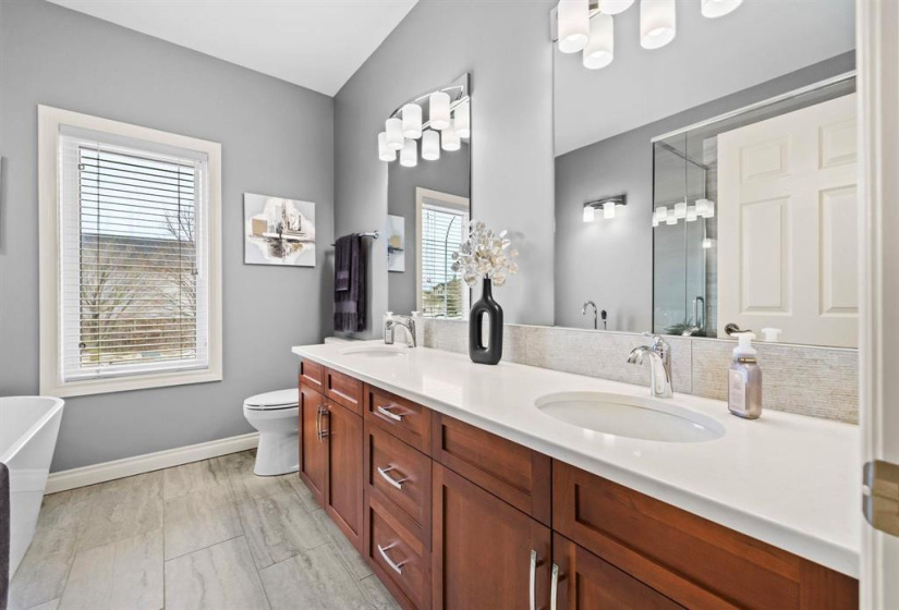 Stunning 4pc ensuite