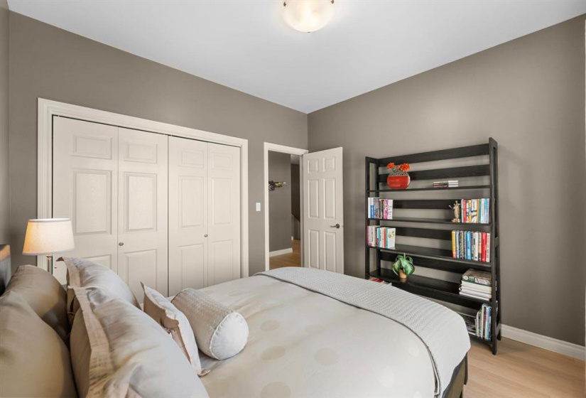 91 Northport, 4 Bedrooms Bedrooms, 16 Rooms Rooms,3 BathroomsBathrooms,Residential,For Sale,Northport