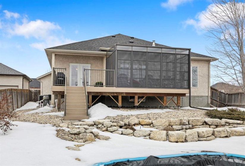 91 Northport, 4 Bedrooms Bedrooms, 16 Rooms Rooms,3 BathroomsBathrooms,Residential,For Sale,Northport