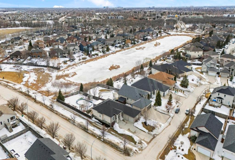 91 Northport, 4 Bedrooms Bedrooms, 16 Rooms Rooms,3 BathroomsBathrooms,Residential,For Sale,Northport